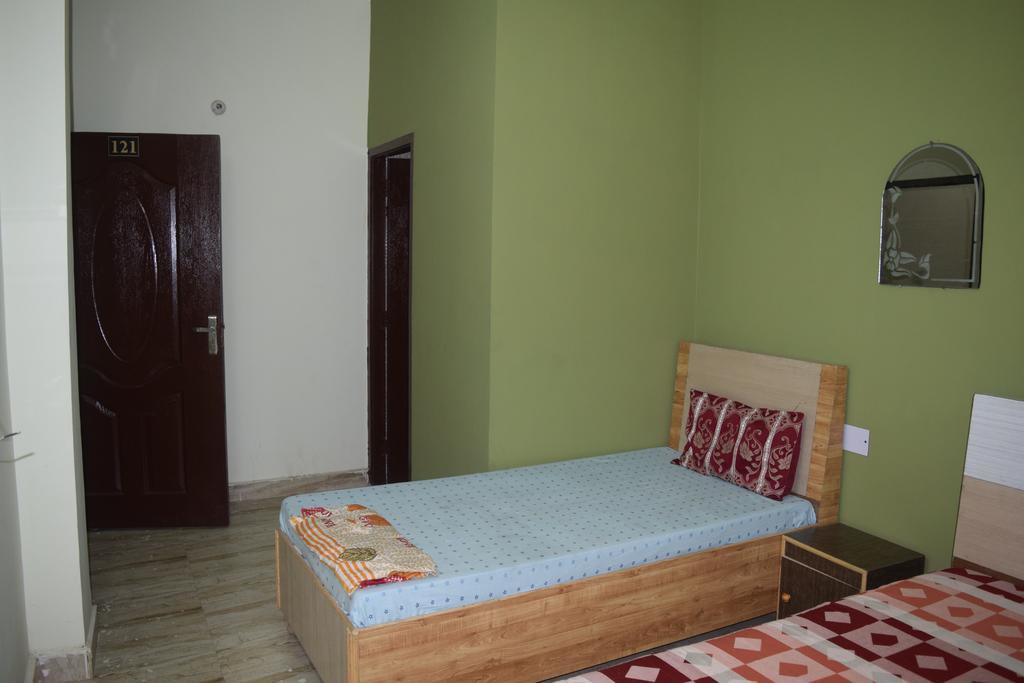 Diamond Heritage Hotel Amritsar Room photo